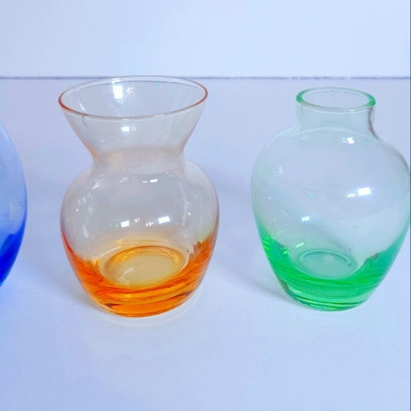 Vintage Anchor Hocking Depression Glass Mini Bud Vases Set of 4 - Picture 3 of 3